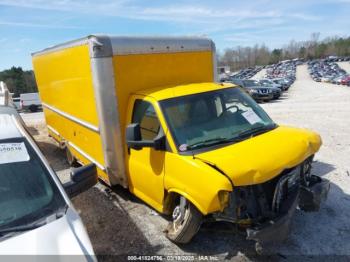  Salvage General Motors Savana Cutaway