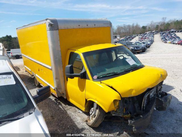  Salvage General Motors Savana Cutaway