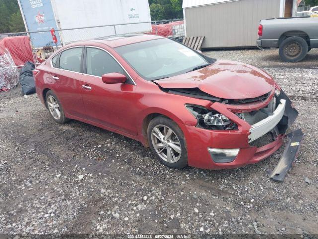  Salvage Nissan Altima