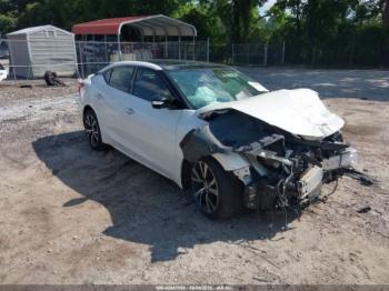  Salvage Nissan Maxima
