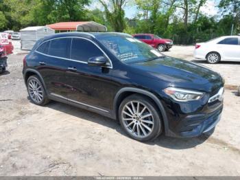  Salvage Mercedes-Benz GLA