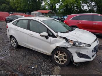  Salvage Ford Fiesta