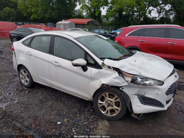  Salvage Ford Fiesta