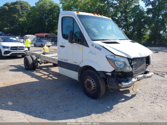  Salvage Mercedes-Benz Sprinter 3500
