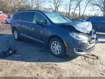  Salvage Chrysler Pacifica
