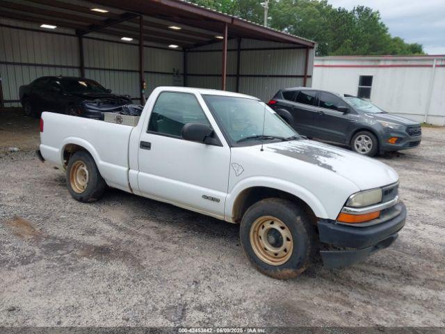  Salvage Chevrolet S-10