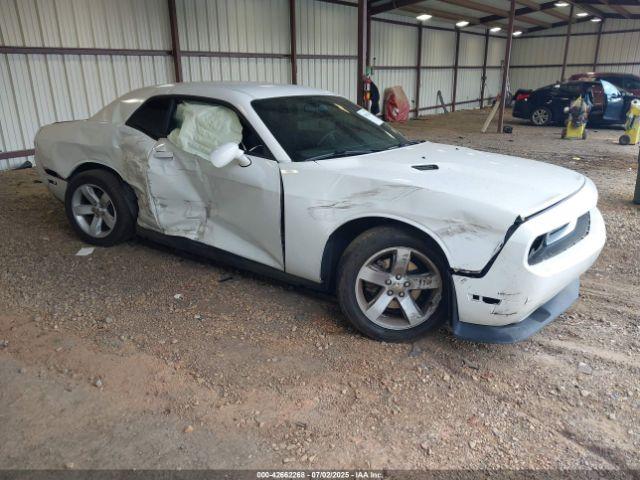  Salvage Dodge Challenger