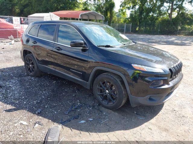  Salvage Jeep Cherokee