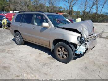  Salvage Toyota Highlander