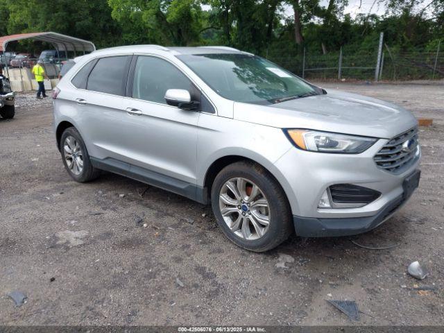  Salvage Ford Edge