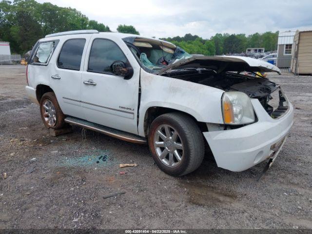  Salvage GMC Yukon