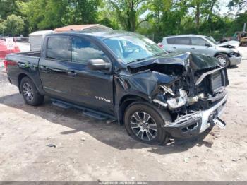  Salvage Nissan Titan