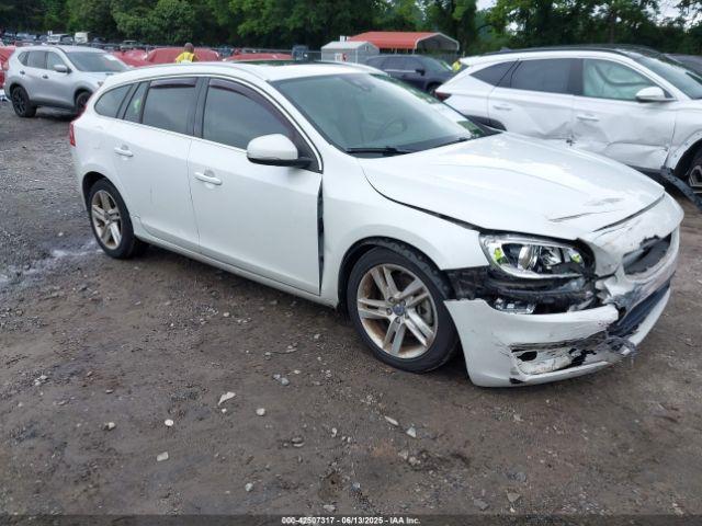  Salvage Volvo V60