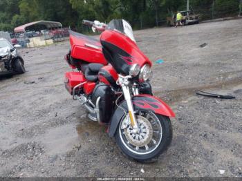  Salvage Harley-Davidson Flhtcuse5