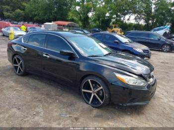  Salvage Nissan Altima