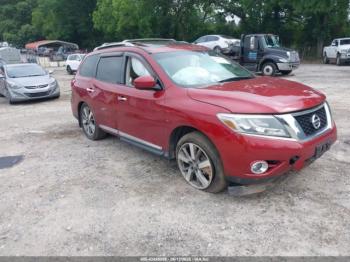  Salvage Nissan Pathfinder