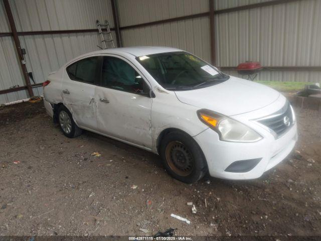  Salvage Nissan Versa