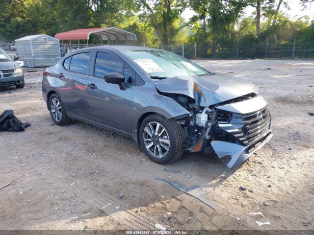  Salvage Nissan Versa