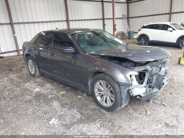  Salvage Chrysler 300