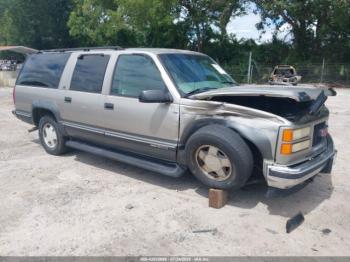  Salvage GMC Suburban 1500