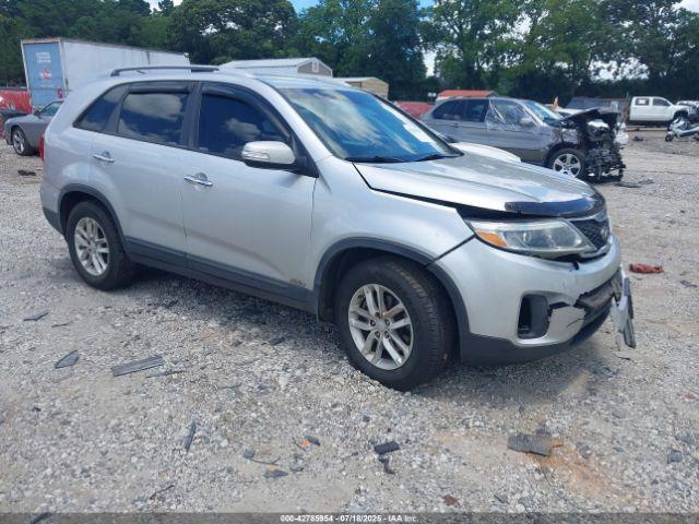  Salvage Kia Sorento