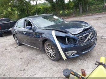  Salvage INFINITI Q70L