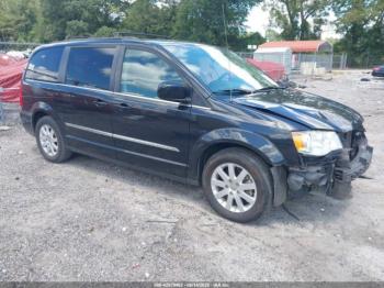  Salvage Chrysler Town & Country