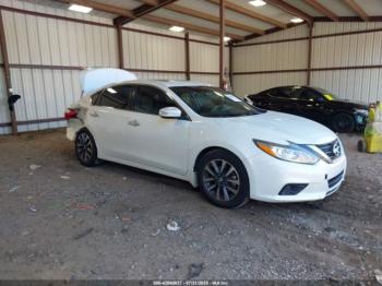  Salvage Nissan Altima