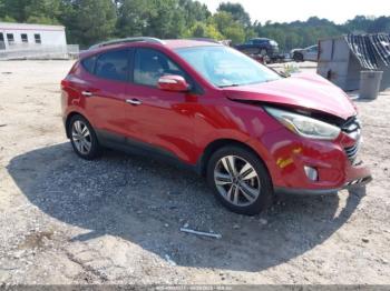  Salvage Hyundai TUCSON