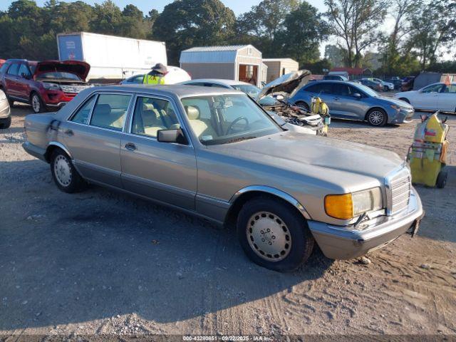  Salvage Mercedes-Benz 560