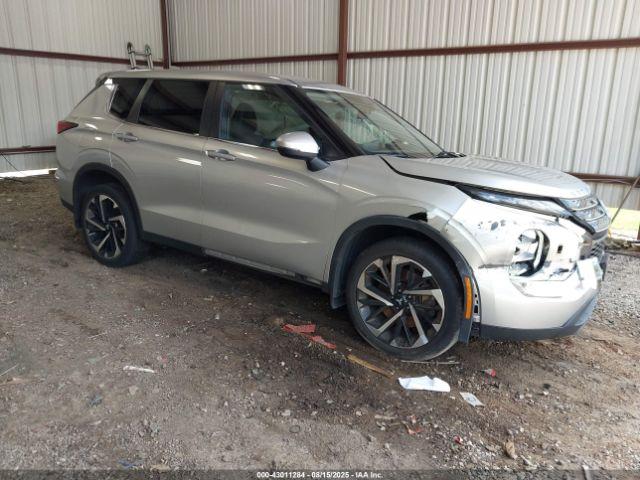  Salvage Mitsubishi Outlander