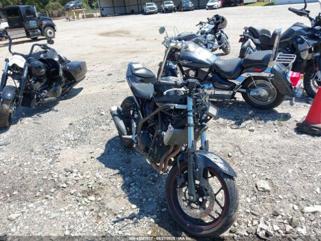  Salvage Yamaha Yzfr3