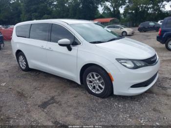  Salvage Chrysler Pacifica
