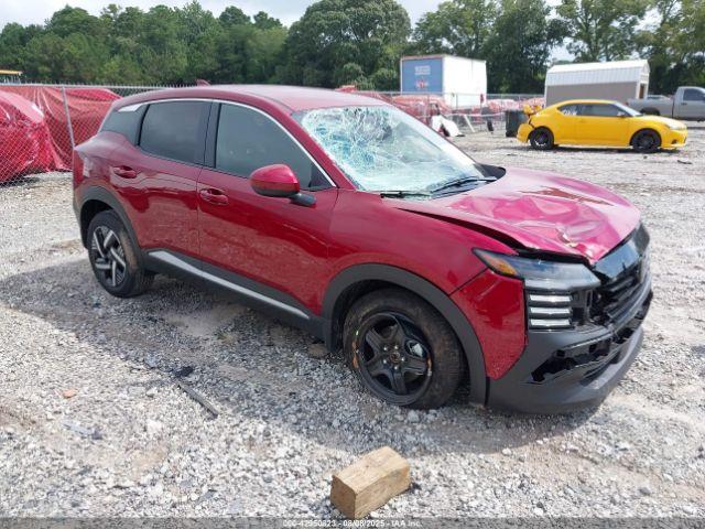  Salvage Nissan Kicks