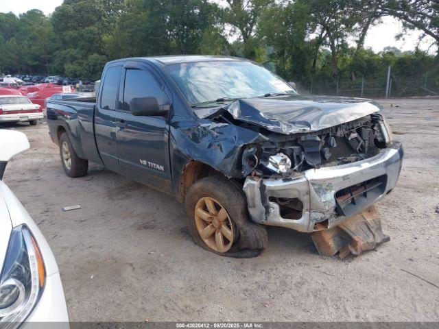  Salvage Nissan Titan