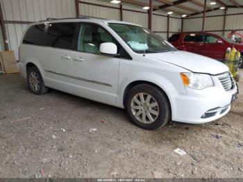  Salvage Chrysler Town & Country