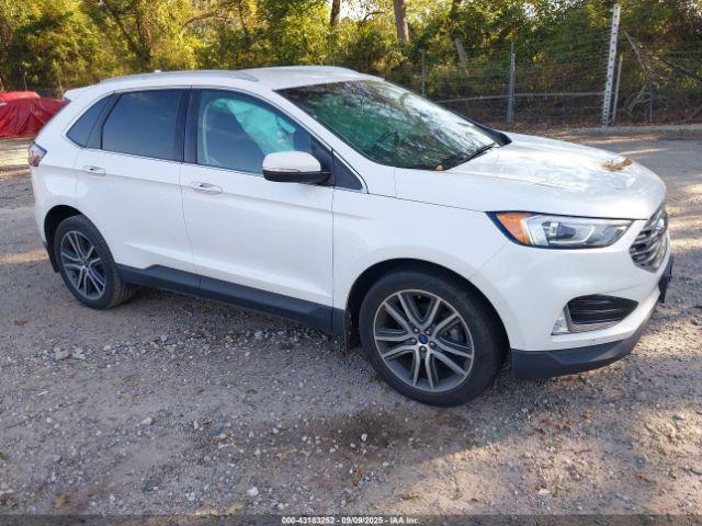  Salvage Ford Edge