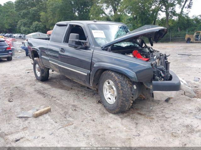  Salvage Chevrolet Silverado 2500