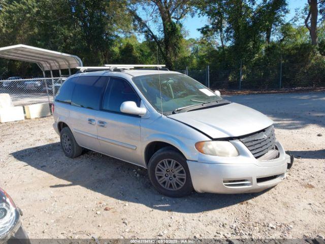  Salvage Chrysler Town & Country