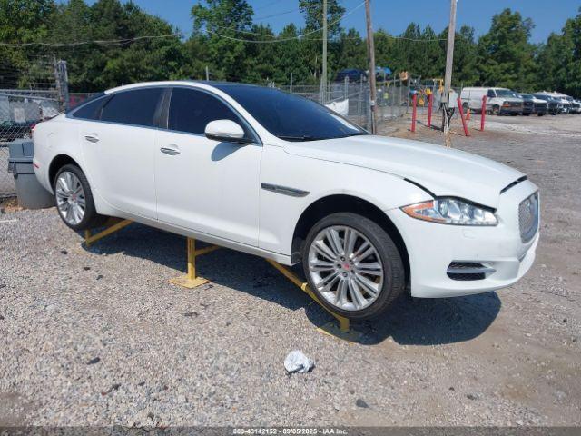  Salvage Jaguar XJ