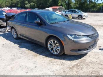  Salvage Chrysler 200