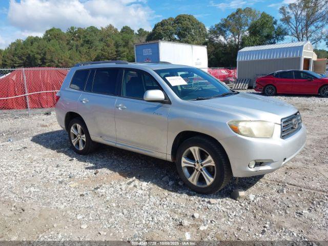  Salvage Toyota Highlander
