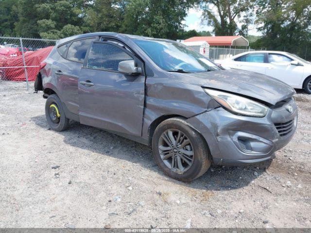  Salvage Hyundai TUCSON