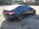 Toyota Camry Se Image 6