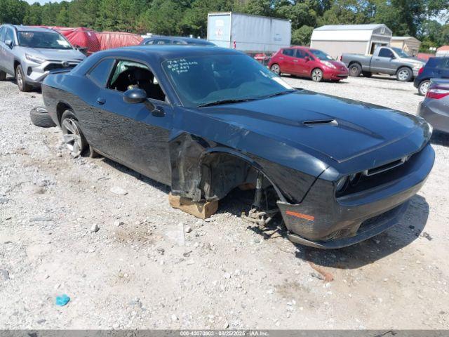  Salvage Dodge Challenger