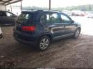 Volkswagen Tiguan S Image 12