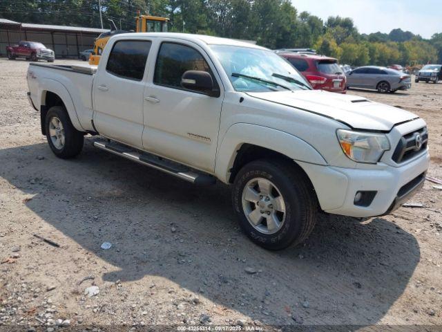  Salvage Toyota Tacoma