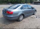 Volkswagen Jetta 2.0l S Image 8