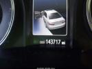 Toyota Camry Se Image 10