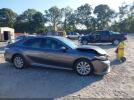 Toyota Camry Le Image 16